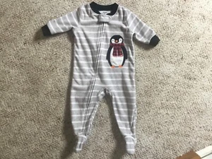 Carters Penguin Sleeper Size 6M - Picture 1 of 2