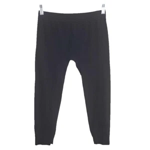 Black Lightweight Yoga Capri - Size Small - WCac003 - Picture 1 of 2