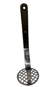 Vintage Kitchen Wooden Handle Marcrest USA Stainless Steel Potato Egg Masher - Picture 1 of 9