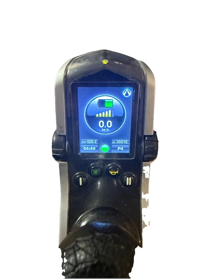  Wheelchair Quantum Q600 Z  Power Electric,  - Image 1 of 4