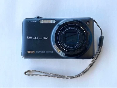 Casio EXILIM EX ZR10 High Speed Ultra Slim Compact Digital Camera Black - Image 1 of 4