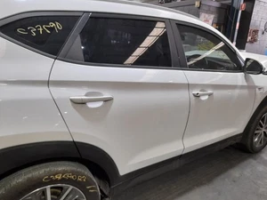 HYUNDAI TUCSON RIGHT REAR DOOR TL, KOREAN BUILT (VIN KMHJ), 06/15-06/18 - Picture 1 of 12