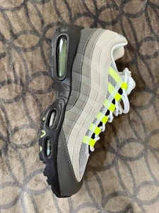 Nike Air Max 95 OG Neon for men's size 10 - Picture 1 of 8