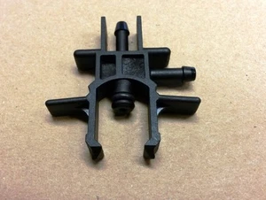 Fuel Leak Off Pipe Connector For Renault Clio Kangoo Megane Scenic 1.9dTi - Picture 1 of 1