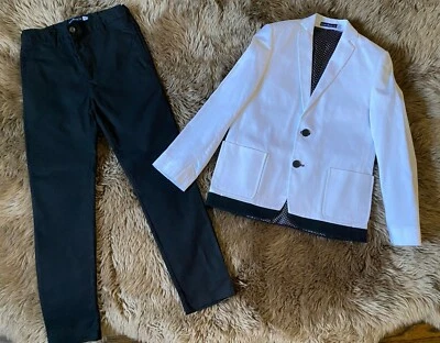 NUEVO TRAJE DE VESTIR BLANCO DE DISEÑADOR EURO BOYS CHAQUETA Y PANTALONES NEGROS TALLA 8-9Y RP$290 Foto 1 de 4