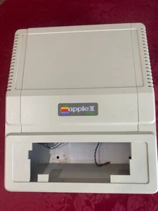 ✅ ⌘ Apple II Plus Computer CASE , Nice Condition - Afbeelding 1 van 9