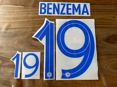 Flocage officiel Monblason -  Benzema France 2022-23 extérieur - Photo 1/2