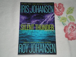 SILENT THUNDER by IRIS & ROY JOHANSEN    -ARC- -JA- - Picture 1 of 1