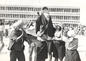 Tanzania Demonstration against Malawi President Old Photo 1968 - Picture 1 of 3