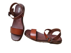 Neu MIA Größe 8 braune künstliche Kunstleder-Sandalen neu ohne Karton - Bild 1 von 4