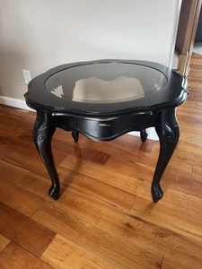 A Stylish vintage Center Table, Side Table, Lamp Table w/ glass top - Picture 1 of 10