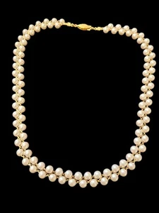 Collana vintage firmata AVON doppia fila perle finte tono oro metallo intrecciato 16"L - Foto 1 di 1