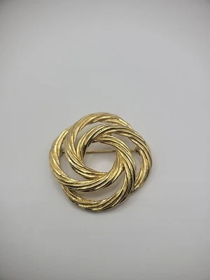 Vintage Monet Brooch Pin Gold Tone Multi Swirl Ribbed Jewelry Costume - Image 1 of 4