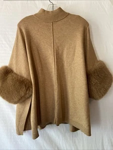 $52.00 Suéter Saks Fifth Avenue Mujer Talla M Marrón y Lados Abiertos Puños de Piel Sintética - Imagen 1 de 14