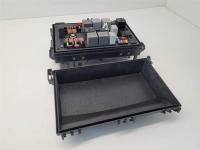 Коробка предохранителей двигателя 2013-2016 BUICK VERANO от оригинального производителя - Изображение 1 из 2