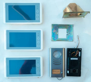 Türsprechanlage mit Kamera & 3 Monitoren - Bild 1 von 5