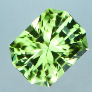 1.20ct ,Natural Green Peridot ,Custom Cut ,Pakistan ,Video link In Description - Picture 1 of 2
