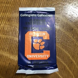 Clemson Tigers Collegiate Collection 1st Edition New Sealed Pack 8 player cards - Picture 1 of 1