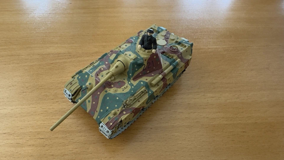 PzKpfw V Panther Ausf.F 1:72 Hasegawa gebaut - Bild 1 von 1