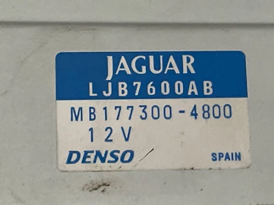 Jaguar XK8 2001 módulo de control de temperatura chasis computadora LJB7600AB 2000-2006 Foto 1 de 4