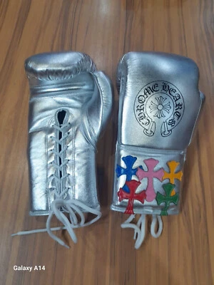 Nuevos Guantes de Boxeo Personalizados Cromo Corazón Cuero Sin Ganar Foto 1 de 2