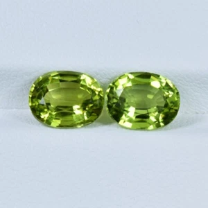 4.74 ct BEST GRADE LUSTUR NICE GREEN / NATURAL PERIDOT - Oval Pair Gems Video !! - Picture 1 of 2