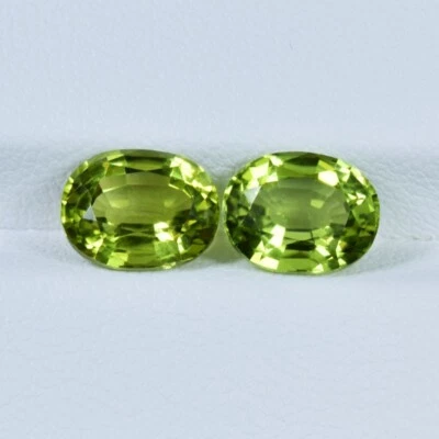4.74 ct BEST GRADE LUSTUR NICE GREEN / NATURAL PERIDOT - Oval Pair Gems Video !! - Image 1 of 2