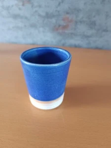 HANDARBEIT- Kunstmarkt- GERBER -ALBRECHT Töpferei-  Becher- Blau - Bild 1 von 3