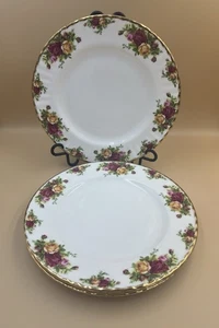 4 Vintage Royal Albert Old Country Roses Bone China Dinner Plates 10 3/8” 1962 - Picture 1 of 3