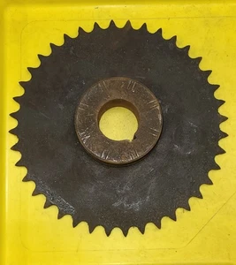 Diamond 40B40 piñón buje B, 40 dientes, diámetro de 1-3/16 en stock - Imagen 1 de 1