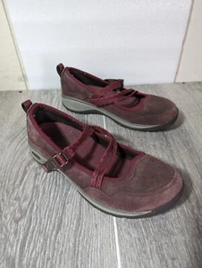 Chaco Mary Jane Petaluma Women’s Size 9.5 Strappy Hiking Comfort Flats Shoes Red - Picture 1 of 8