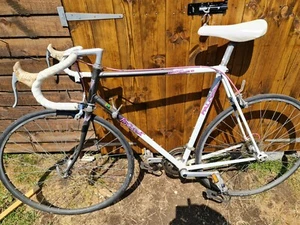 road bike - Picture 1 of 6