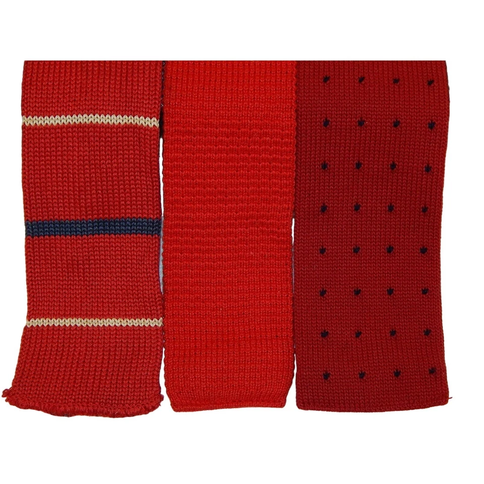 3 Corbatas De Colección Años 80 Rojo Tejido Lana Algodón LoT CUADRADAS Parte Inferior EnD Estrechas DELINGADAS Foto 1 de 2