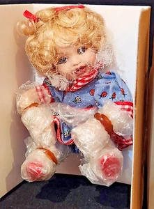 Marie Osmond "Ladylike Tinier Tot" 3" Doll in Box with COA, #679 - Picture 1 of 3