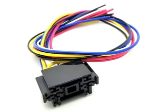BRS-008 Dual Pre-Wired Automotive (Bosch Type) Relay Socket with 24" Leads - Picture 1 of 1