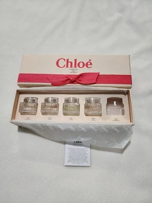 Chloe Parfum De Roses Perfume Set de 4 x 0,17 fl oz / 5 ml - Eau de Toilette Foto 1 de 4