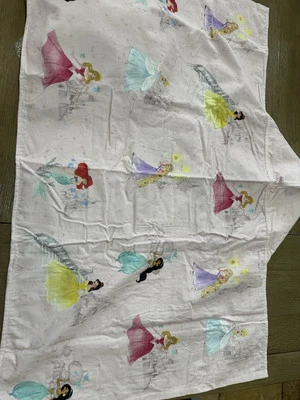 Pottery Barn Kids Hooded Towel Disney Princess 30x50" - Image 1 of 2