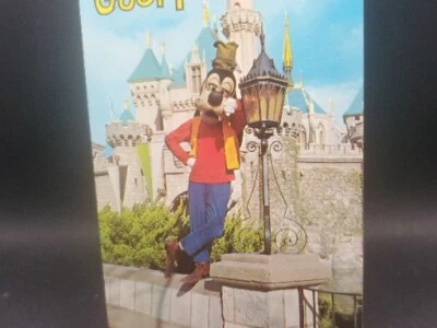 AC354 Disneyland Productions Goofy Postal Castillo de Cenicienta Sin Enviar Foto 1 de 2