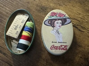 Kit de costura vintage Mini Coca Cola - Imagen 1 de 7