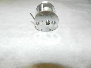 Vintage Pflueger Trump No.1943 Level Wind Bait Casting Reel Made in USA - Picture 1 of 5