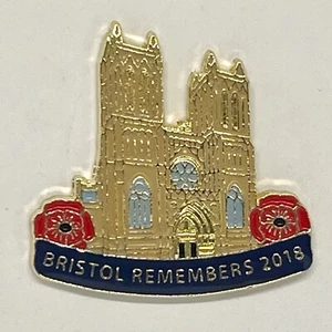 Bristol Remembers 2018 Bristol Cathedral Emaille Pin Anstecknadel Anstecker Souvenir - Bild 1 von 2