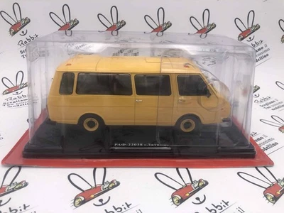 DIE CAST 1/24 " RAF 22038 LATVIA 1976 " EAST LEGENDARY CARS HACHETTE - Immagine 1 di 4