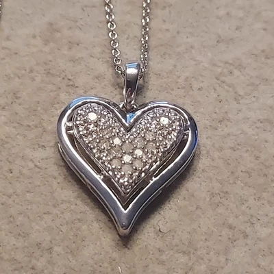 925 Sterling Silver Genuine 15 Diamond Heart Pendant/Necklace-18" Chain - Image 1 of 4