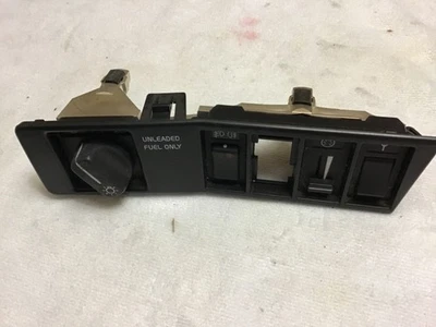 🇸🇪(1991-95) PANEL DE INTERRUPTORES DE CONTROL DE FAROS VOLVO 940 960 740 CON 4 INTERRUPTORES OEM Foto 1 de 4