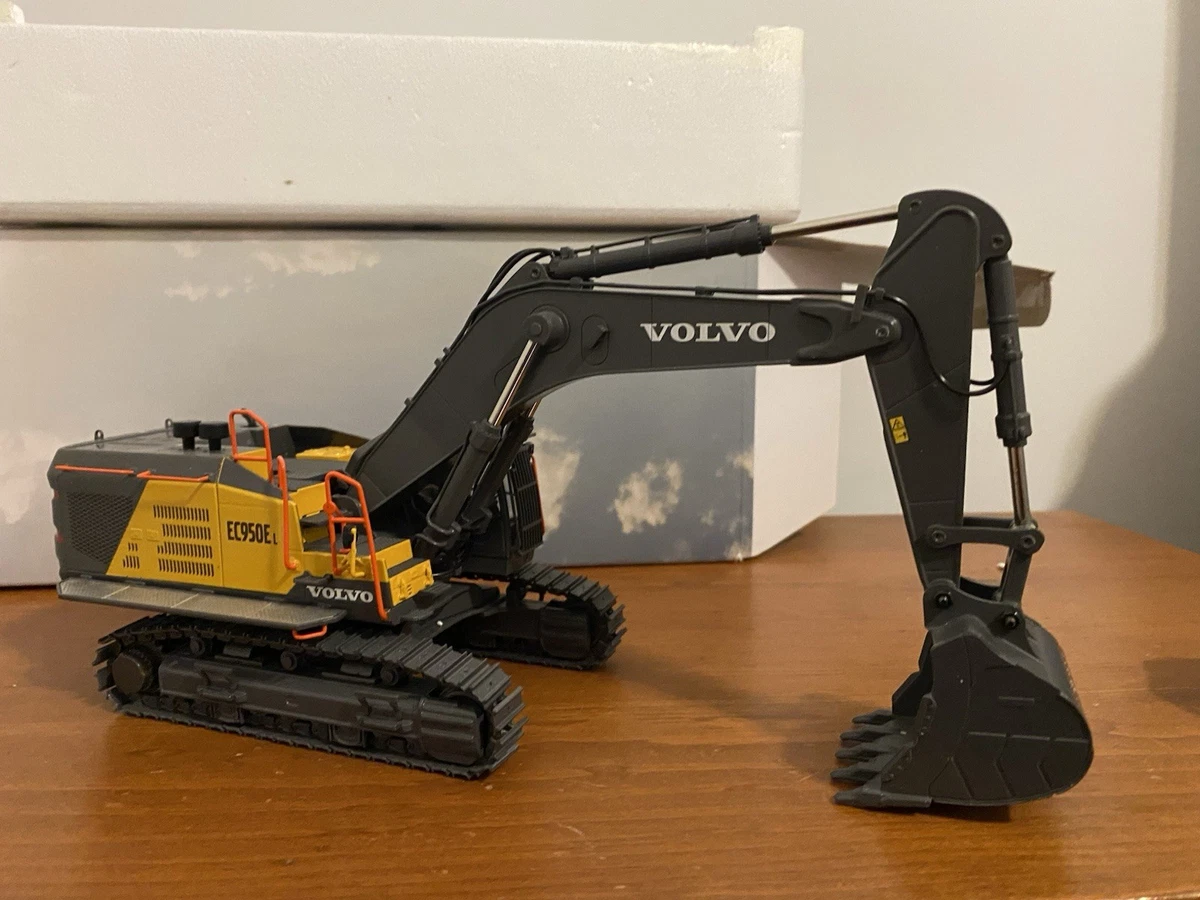 VOLVO EC950E トレーラー付きモデル 1/50 WSI 1/50 Scale Volvo EC950E Tracked Excavator Diecast Truck Model