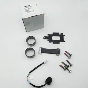 Original A9828055 Triumph Scrambler 1200 xc/xe Anschlussmodul Befestigungssatz - Bild 1 von 1