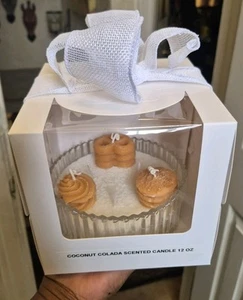 Scented  Candle cake  Coconut Colada Candle 5+ Hours Burn Time & Smells great - Picture 1 of 4