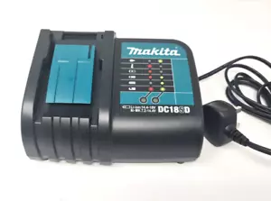 Makita DS18SD battery Charger - Picture 1 of 2