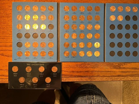 (67) coin complete set Lincoln Cent 1975 - 2005D includes 1982 (7) coin variety Cover