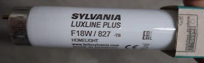 Tubo Neon T8 fluo 18w/homelight 2700k G13 cod 0001475 Sylvania 590mm - Immagine 1 di 4